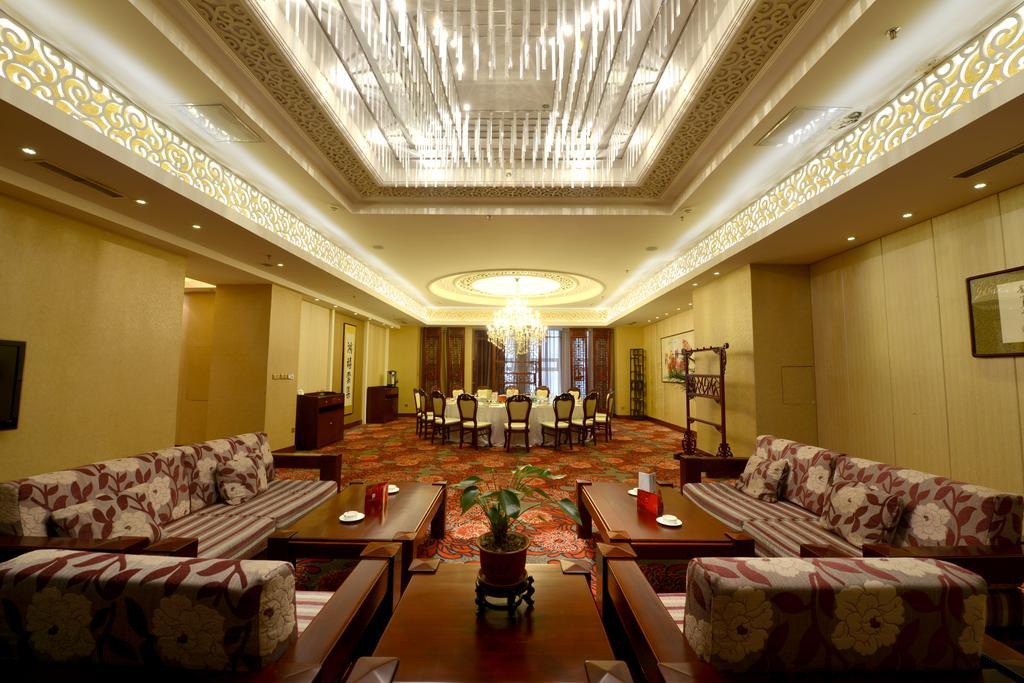 The Royal Fortune Hotel Shenyang Buitenkant foto