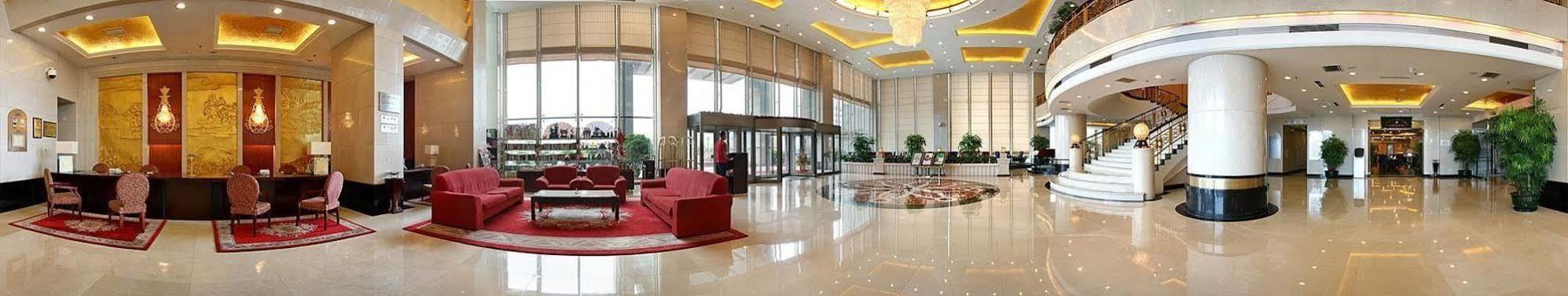 The Royal Fortune Hotel Shenyang Buitenkant foto