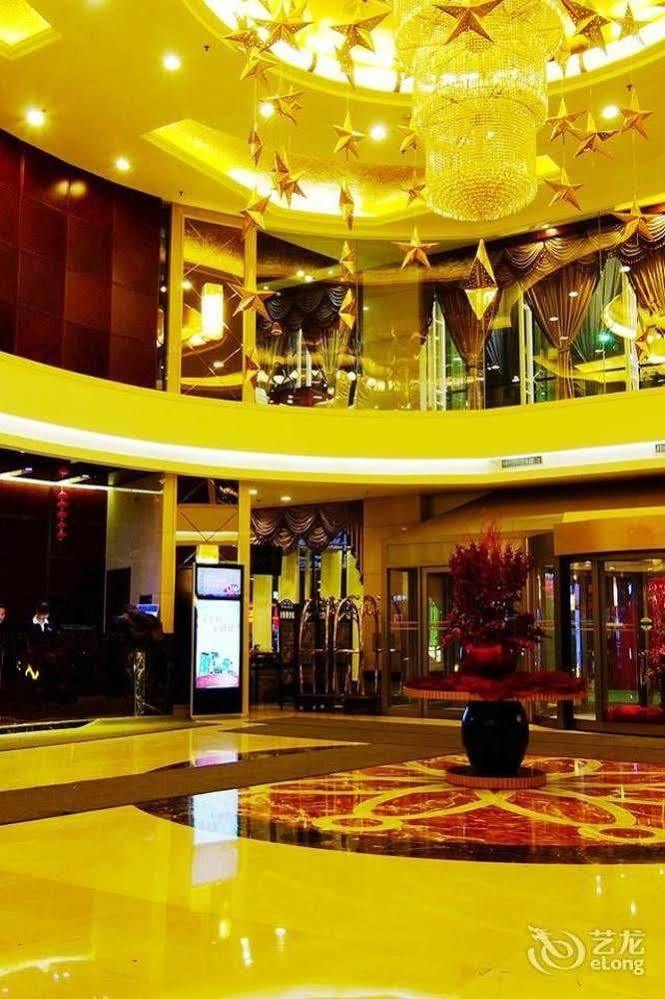 The Royal Fortune Hotel Shenyang Buitenkant foto
